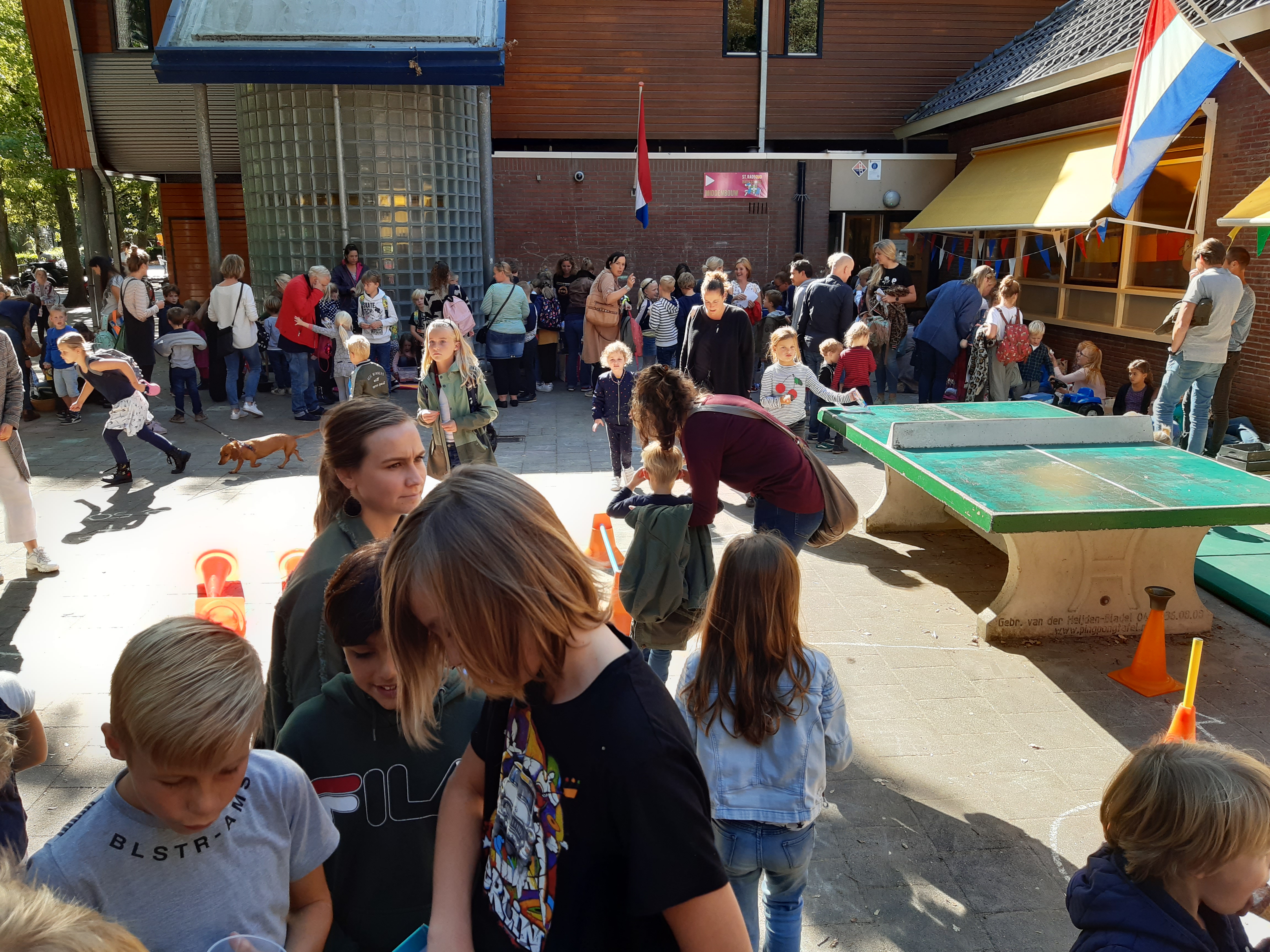 Kleedjesmarkt een succes!