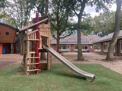 Het schoolplein van het radboudkindcentrum